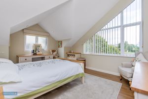Bedroom- click for photo gallery